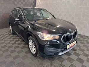 BMW X1 sDrive 18i*ADVANTAGE*AHK-ACC-NAVI-SHZ-PDC-