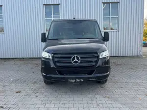 Mercedes-Benz Sprinter Bild 2