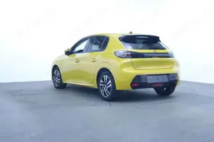 Peugeot 208 1.2 PureTech Allure*Kamera*LED*Sitzheizung* Bild 5