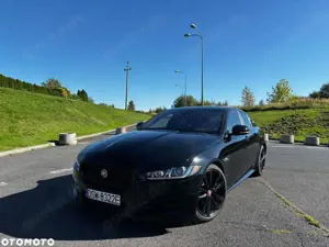 Jaguar XE 30t RWD R-Sport