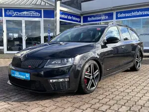 Skoda Octavia Combi RS/Navi/Carbon/Canton-Soundanlage