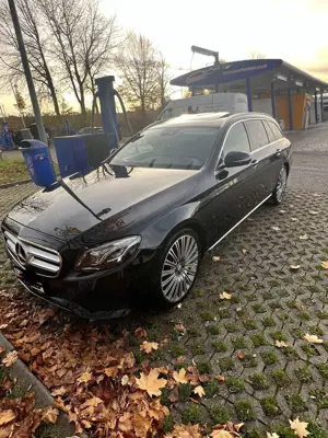 Mercedes-Benz E 220 d T 9G-TRONIC Avantgarde
