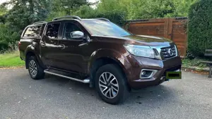 Nissan Navara Navara dCi 4WD DC 4x4 Autm. EU6 Tekna Bild 3