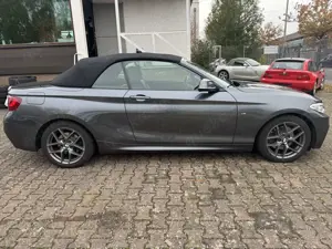 BMW 220 220 d M Sport Bild 3