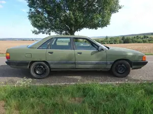Audi 100 Bild 4