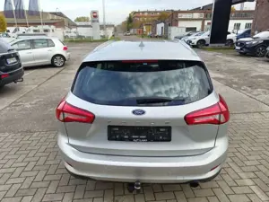 Ford Focus Turnier 1.0 EcoBoost TREND Bluetooth Klima Bild 3