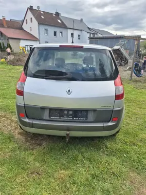 Renault Scenic 2.0 16V Aut. Exception Bild 5