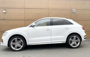 Audi Q3 2.0 TFSI quattro S tronic sport