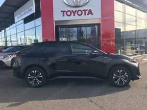 Toyota bZ4X FWD Bild 3