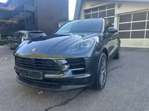 Porsche Macan Basis
