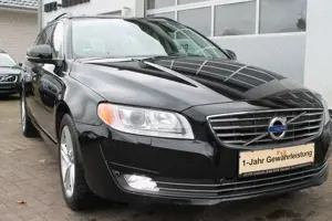 Volvo V70 Kombi Momentum *TÜV-NEU*