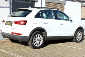 Audi Q3 Q3 2.0 TFSI quattro *1-HAND / Gepflegt Bild 3