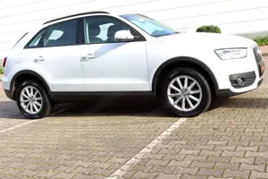 Audi Q3 Q3 2.0 TFSI quattro *1-HAND / Gepflegt Bild 2