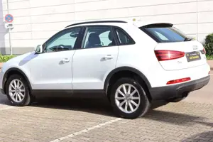 Audi Q3 Q3 2.0 TFSI quattro *1-HAND / Gepflegt Bild 4