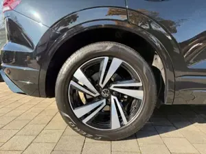Volkswagen Touareg 3.0 R-Line TDI 4Motion AHK Bild 5