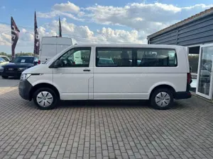 Volkswagen T6 Kombi T6.1*Garantie*Standheiz*Lang*8Sitzer* Kombi*TUV