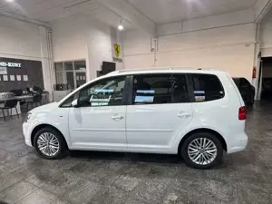 Volkswagen Touran 1,2TSI*Cup*Parkassys*Shz*Alu*GRA*Multi*WR Bild 5