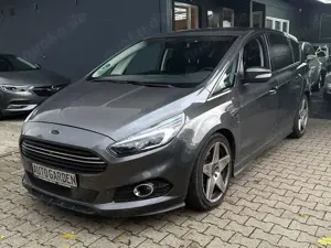 Ford S-Max Titanium