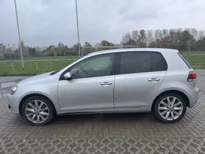 Volkswagen Golf 1.6 Comfortline Bild 5