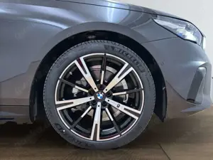 BMW 530 e xDrive Touring [M Sport, HUD, AHK, ACC] Bild 3