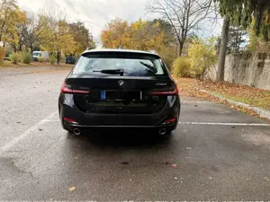 BMW 318 318d Touring Aut. Bild 2