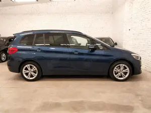 BMW 218 i Gran Tourer Luxury Line LED LEDER AHZV DAB Bild 4