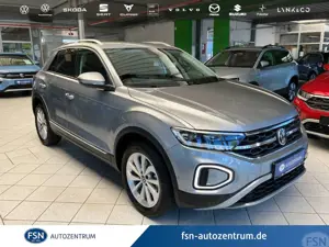 Volkswagen T-Roc 1.5 TSI Style DSG LED-Plus AHK ACC NAVI