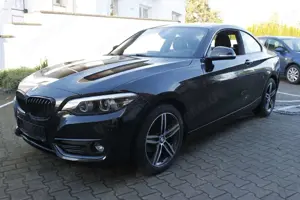 BMW 218 i Coupé Sport Line - LED-Navi-Schiebedach-1H
