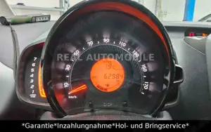 Toyota Others Aygo AYGO x-play *1.HAND*TÜV NEU*SCHECKHEFT* Bild 5