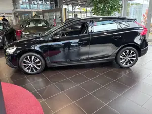 Volvo V40 Cross Country Momentum LED NAVI ALU Bild 4