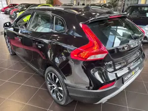 Volvo V40 Cross Country Momentum LED NAVI ALU Bild 5