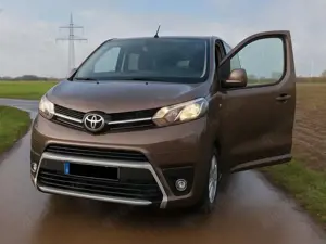 Toyota Proace Proace Verso L2 Shuttle Comfort 9 Sitzer