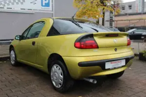 Opel Tigra 1.4 Aut./KLIMA/NEUE SERVICE ZAHNR+WaPu/2HD Bild 5