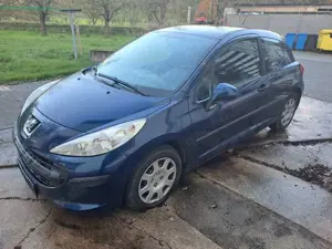 Peugeot 207 207  3-Türer 75 Filou
