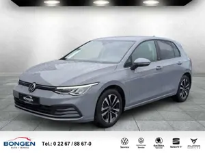 Volkswagen Golf VIII 2.0 TDI United Navi Apple Car Play AHK Klima