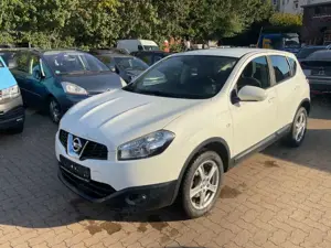 Nissan Qashqai Acenta 4X4 TÜV 01.2026