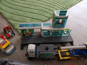 Lego Züge mit Schienen