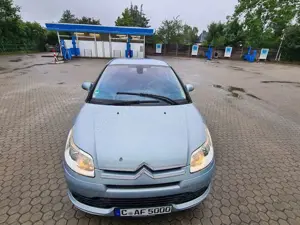 Citroen C4 Coupe 1.6 16V VTR Bild 2