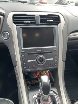 Ford Mondeo Vignale AWD Bild 5