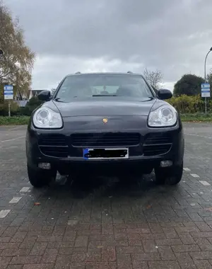 Porsche Cayenne S Bild 2