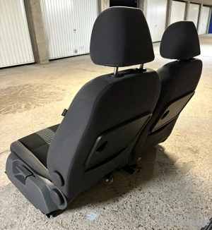 Autositze   Sitzbank VW Touran 2009 mit Sitzheizung Bild 4