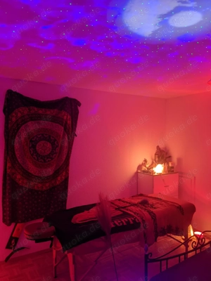 Massage für Frauen Paare auf Spendenbasis