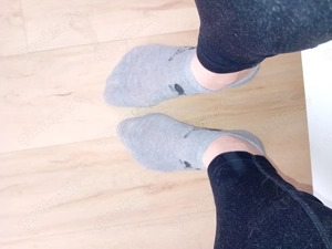 Getragene Socken einer Dame 