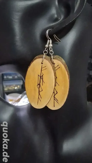 Freya Ohrringe Handgemacht aus Holz, nodischer Schmuck, Wikinger inspiriert. Ohrringe. 