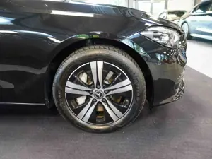 Mercedes-Benz C 300 C 300 e T AVANTGARDE Pano Fahrassistenz AHK 360° Bild 2