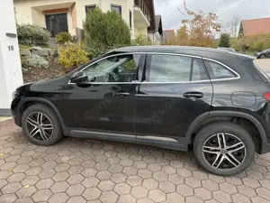 Mercedes-Benz GLA 250 e 8G-DCT Progressive