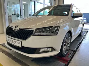 Skoda Fabia Combi CLEVER 1.0 TSI Navi AHK ACC PDC SH