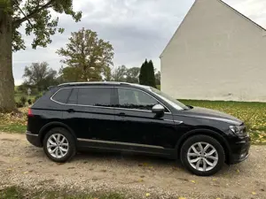Volkswagen Tiguan Allspace Highline 4Motion 7 Sitzer Bild 3