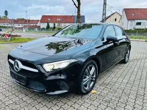 Mercedes-Benz A 250 4Matic*AUTOM*NAVI*2.HD*LED*MBUX*