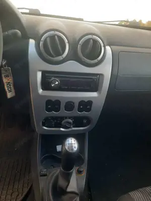 Dacia Logan Logan MCV 1.6 Laureate Bild 5